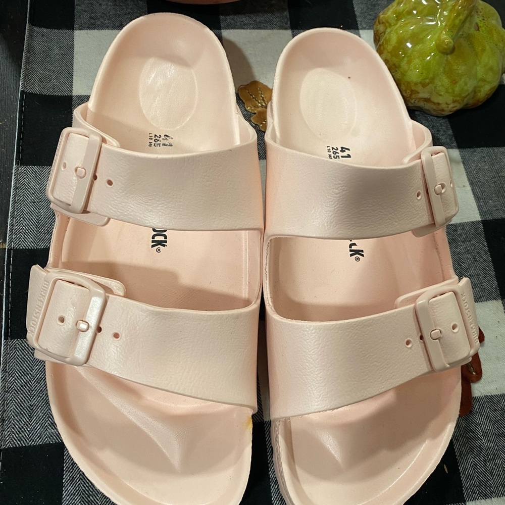 Rose Birkenstock sandals size 41